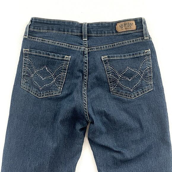 Levi Signature Women Modern Bootcut Jeans Medium Wash Mid Rise Stretch Denim 4 M - Picture 11 of 12